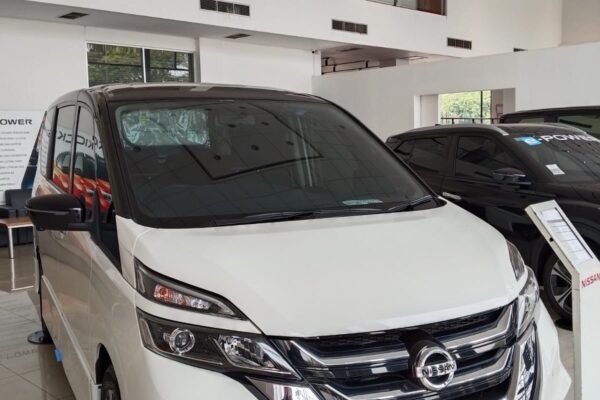 Nissan Serena C27